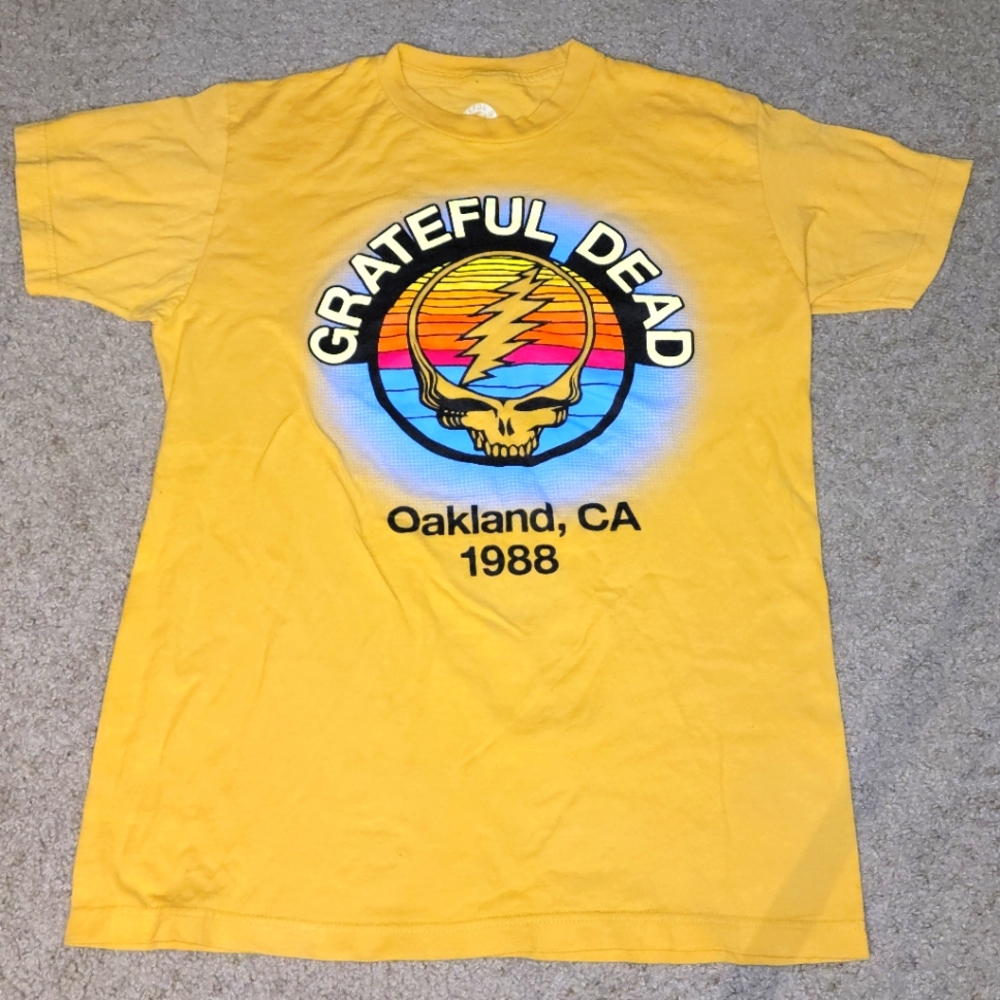 Yellow Greatfull dead size medium t-shirt